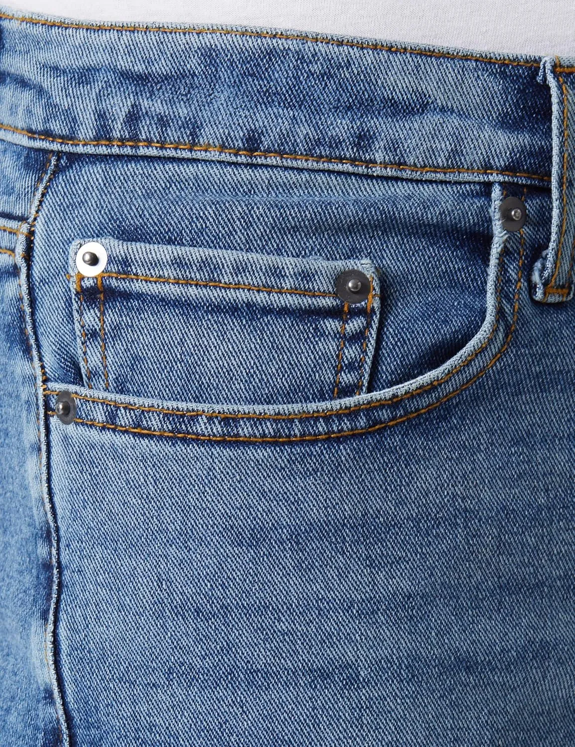 Amazon Essentials Men's Athletic-Fit Stretch Jeans