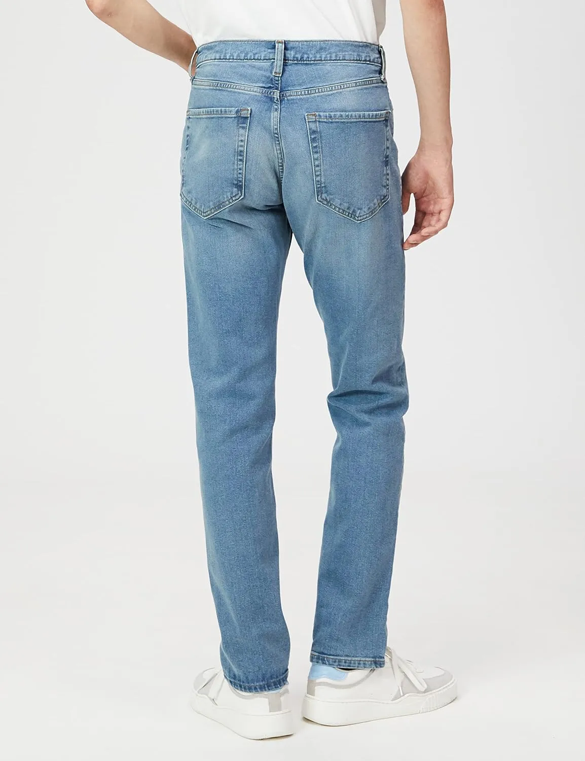 Amazon Essentials Men's Athletic-Fit Stretch Jeans
