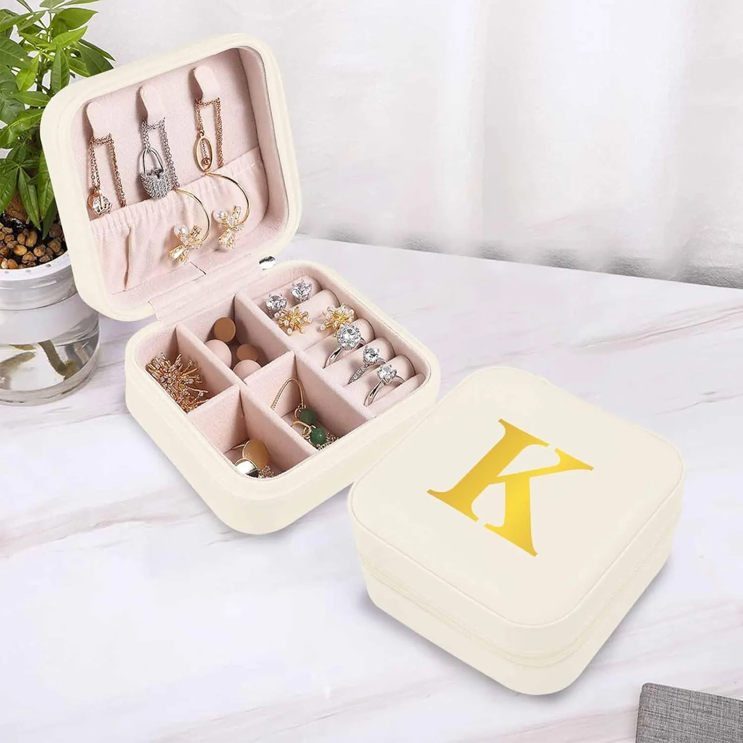 Artsadd Custom Jewelry Box for Women, Initial Travel Jewelry Case with Name Personalized Jewelry Organizer Ring Necklace Earring Jewelry Holder Organizer Box for Friends Sister