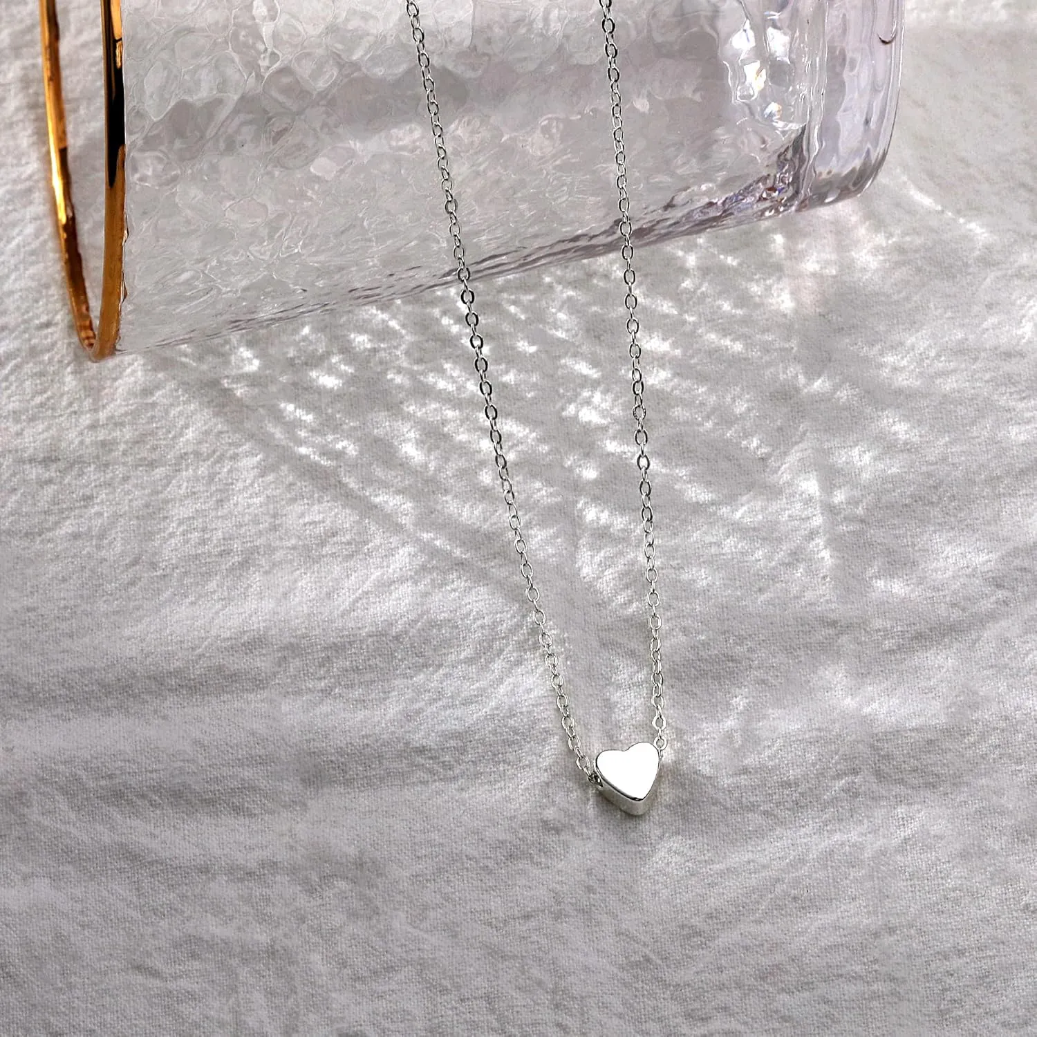 Foxgirl Gold Heart Necklaces for Women 14k Gold Plated Pendant Necklace Simple Cute Necklaces for Women Dainty Layered Choker Necklaces for Women Gold Jewelry for Teen Girls