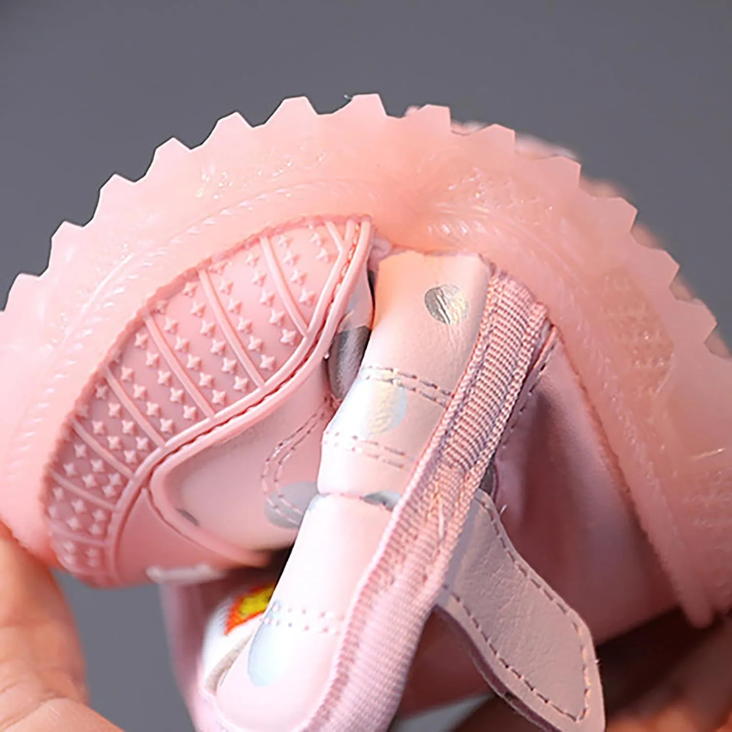 Infant Boys Girls Thicken High Top Luminous Sneakers Fleece Plush Soft Lightweight Light Up Toddler Shoes Girls Size 6