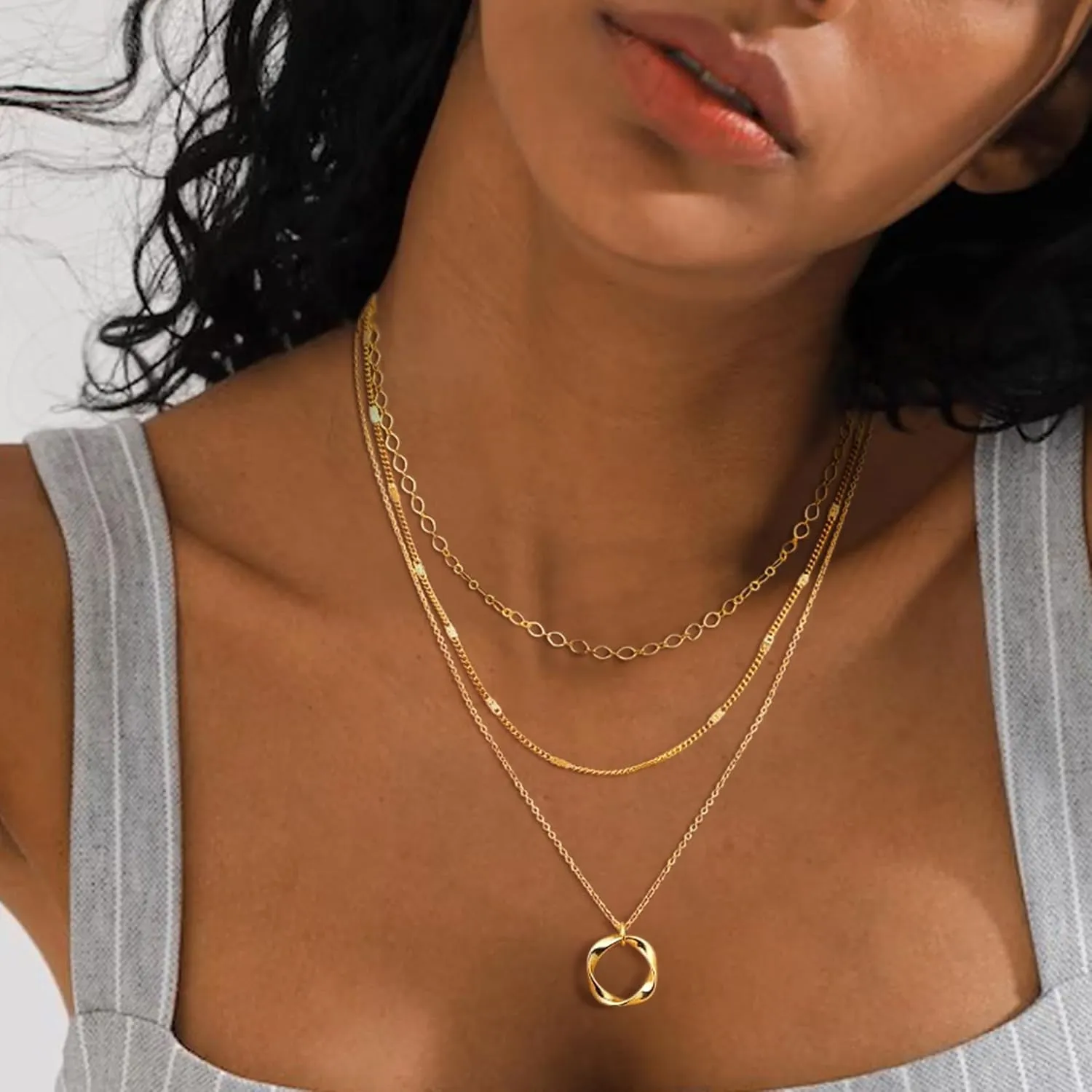 Layered Necklaces for Women Stack Dainty Cross Necklace Circle Paperclip Pearl Pendant Chain Necklaces Simple Jewelry Gift