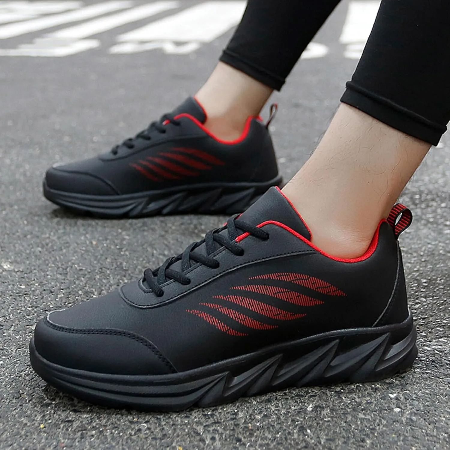 Men's Fashion Versatile Walking Shoes Slip On Lightweight Breathable Fashion Sneaker Lightweight Barefoot Shoes
