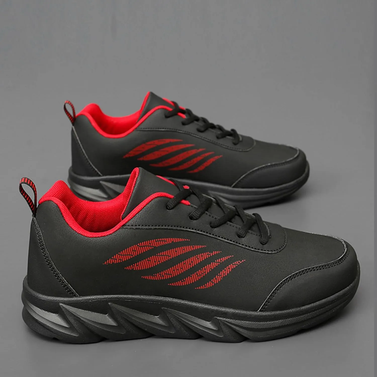 Men's Fashion Versatile Walking Shoes Slip On Lightweight Breathable Fashion Sneaker Lightweight Barefoot Shoes