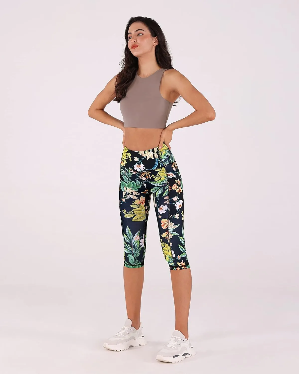 ODODOS Women's High Waisted Yoga Capris with Pockets, Tummy Control Non See Through Workout Athletic Running Capri Leggings