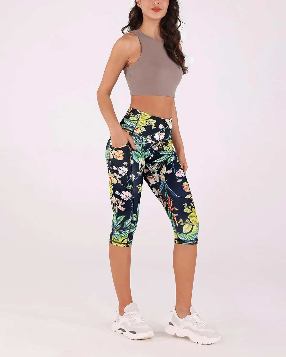ODODOS Women's High Waisted Yoga Capris with Pockets, Tummy Control Non See Through Workout Athletic Running Capri Leggings