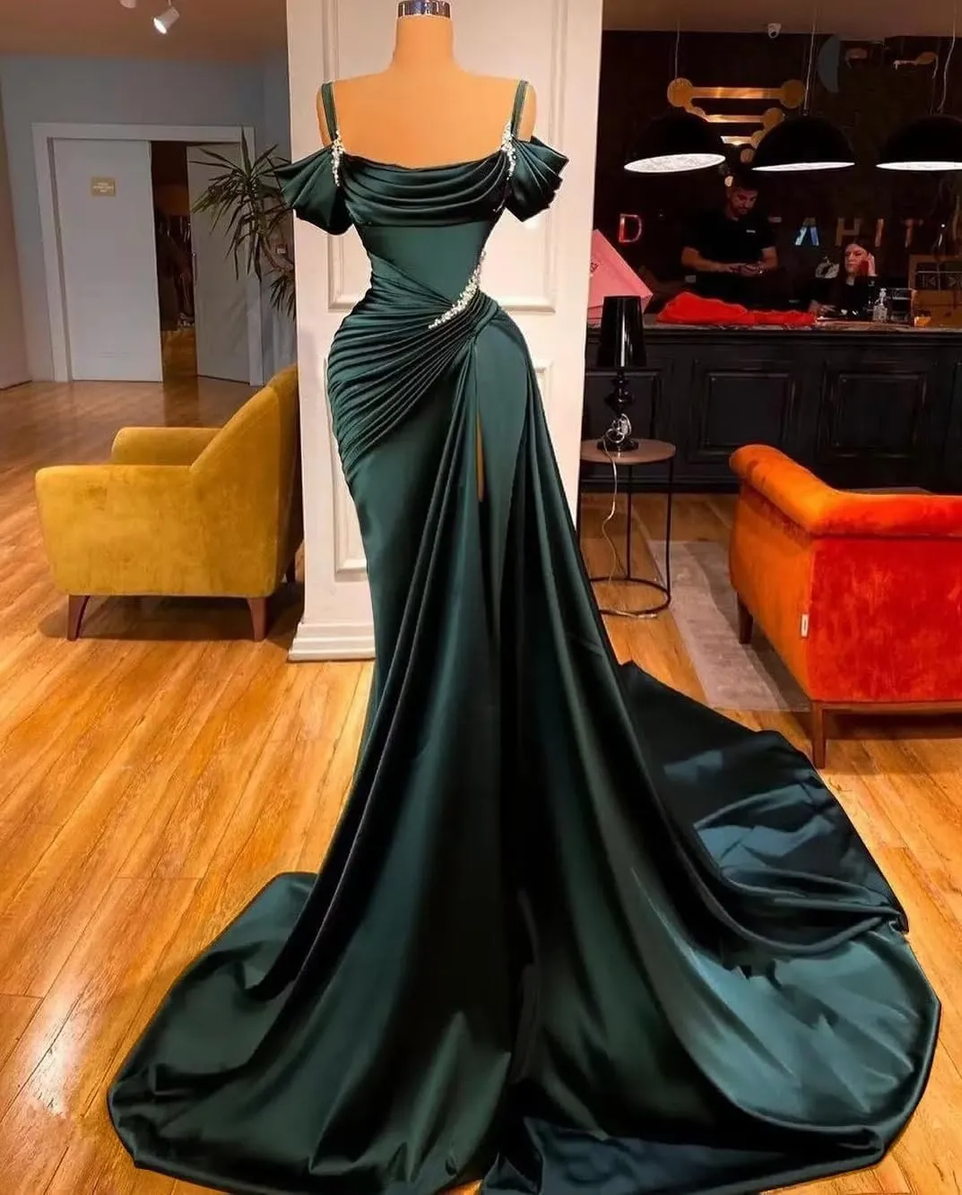 Satin Mermaid Prom Dress 2025 Long Spaghtti Straps Beaded Sparkly Wedding Dresses Split Ball Gowns for Women Formal