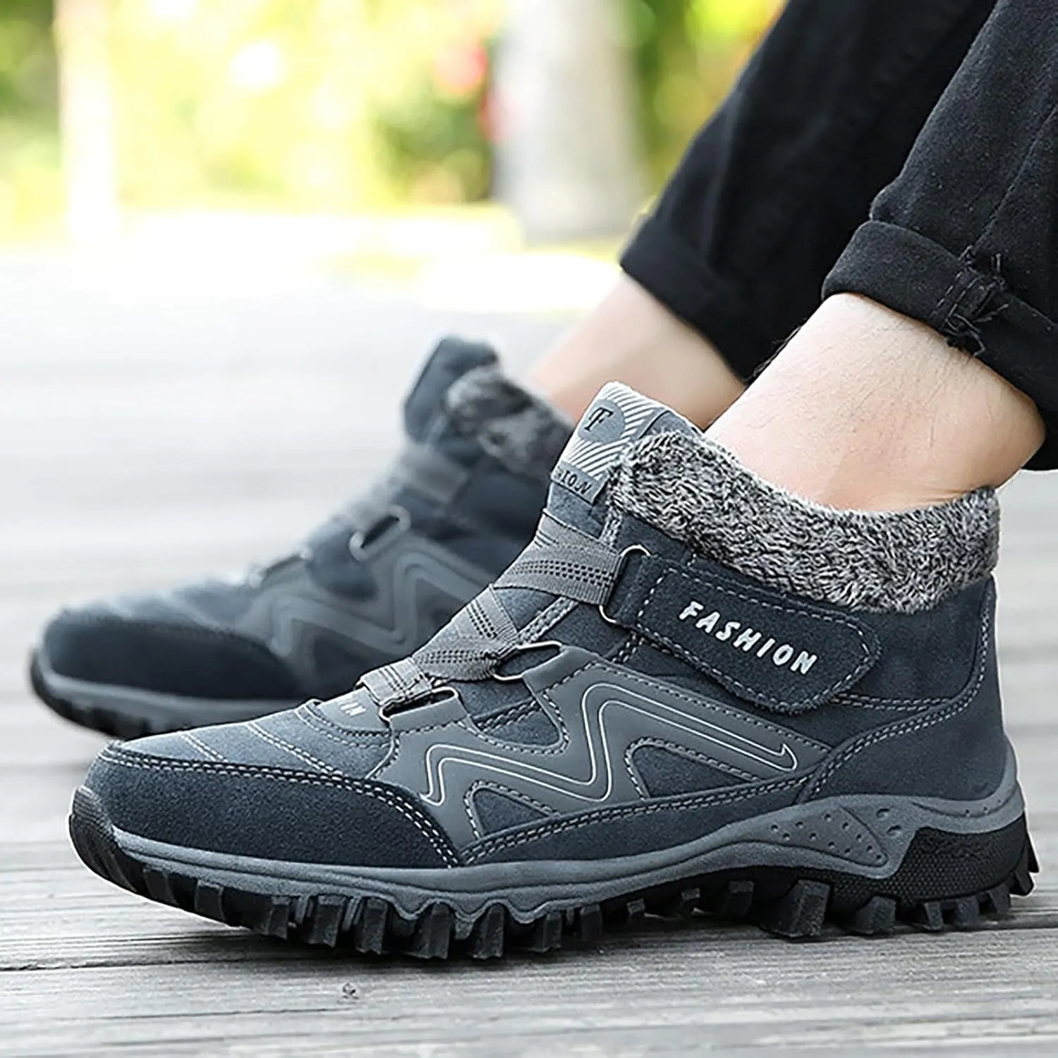 Winter Warm Thick Sole Men Snow Boots Couple Mid Top Cotton Sports Shoes Comfortable Construction Shoes