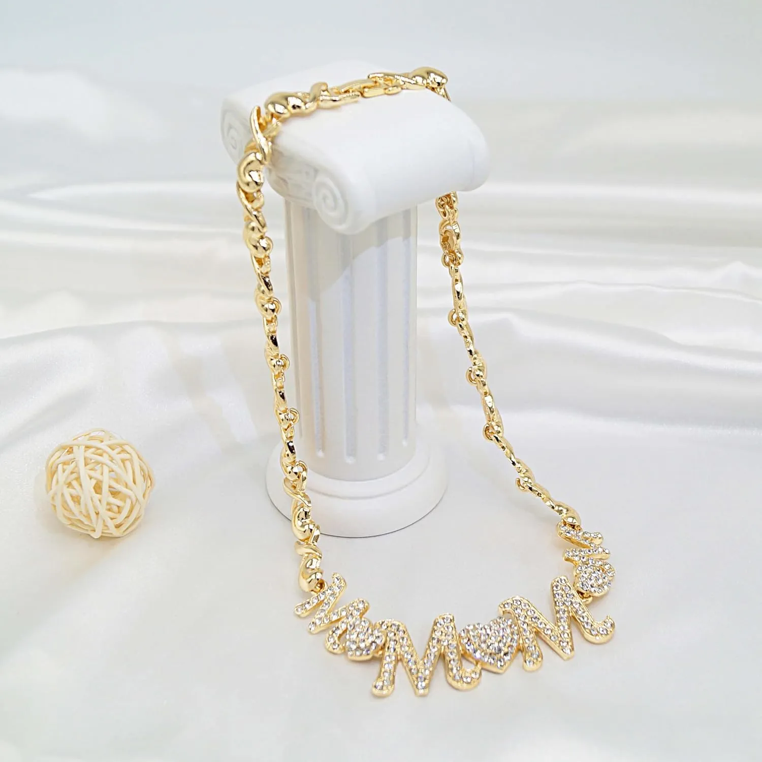 Women Jewelry Sets Gold Jewelry XOXO Fashion Bear Necklace Love Bear Earrings Bear and Heart Bracelet Jewelry Gifts Elegant Bridal Accessories Women Party Gifts Shiny Jewelry