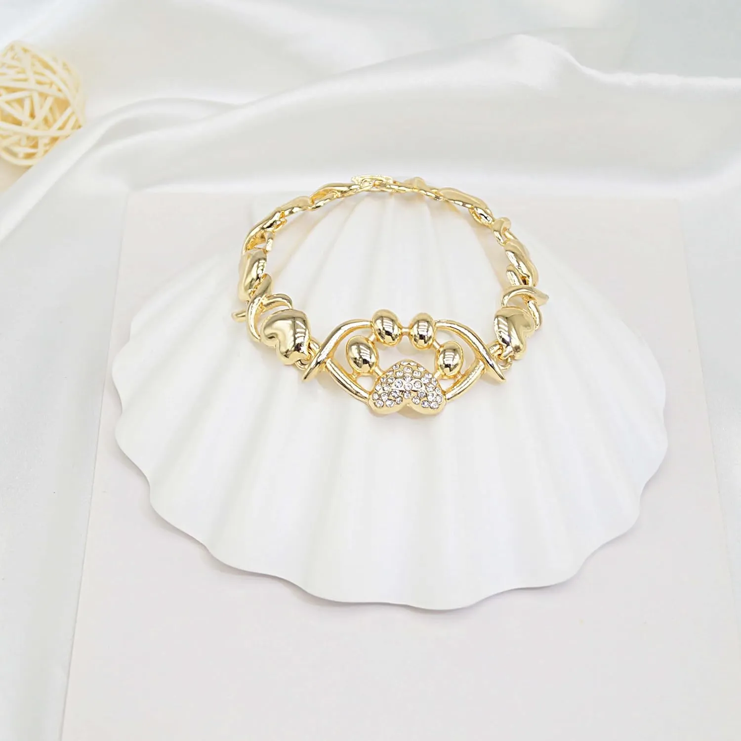 Women Jewelry Sets Gold Jewelry XOXO Fashion Bear Necklace Love Bear Earrings Bear and Heart Bracelet Jewelry Gifts Elegant Bridal Accessories Women Party Gifts Shiny Jewelry