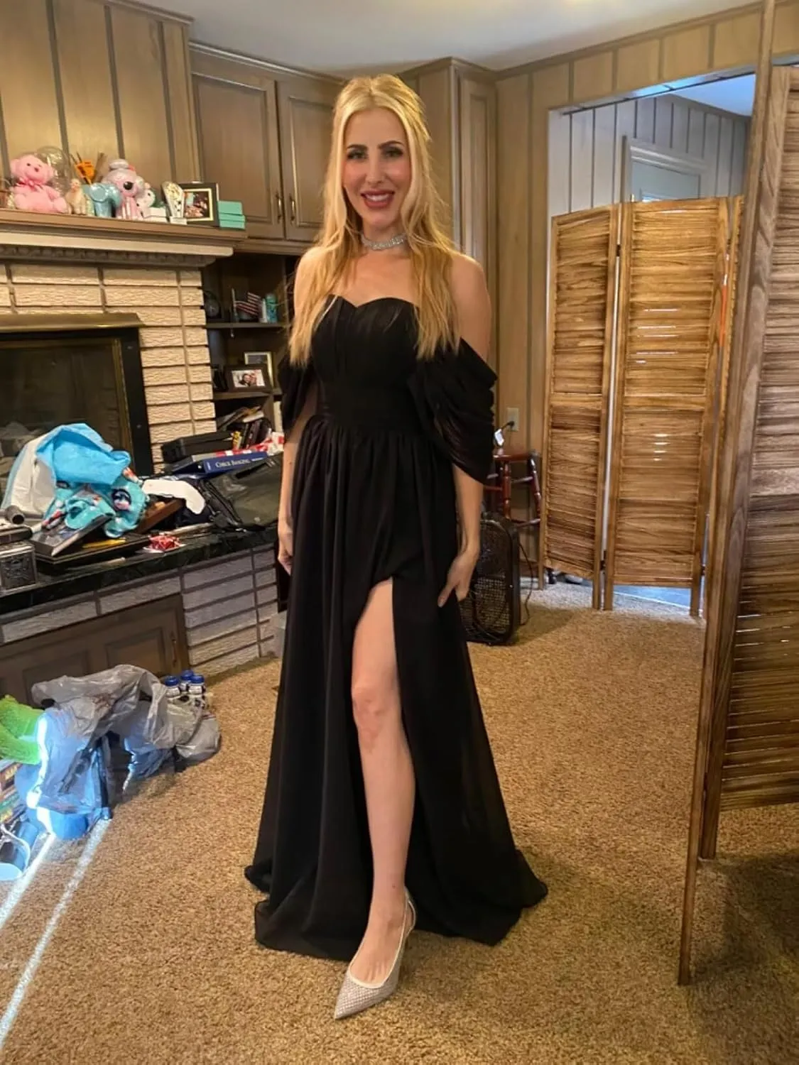 Women's Chiffon Bridesmaid Dresses with Pockets A-Line Off The Shoulder Formal Party Dresses with Slit SR047